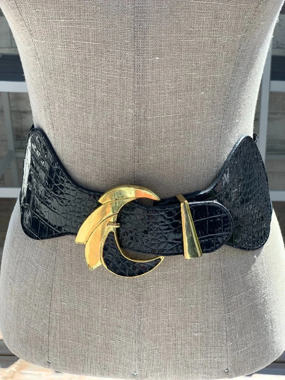 Vtg Wide Statement Belt Black Elastic Croc Embossed Faux Leather Gold Buckle Y2K
